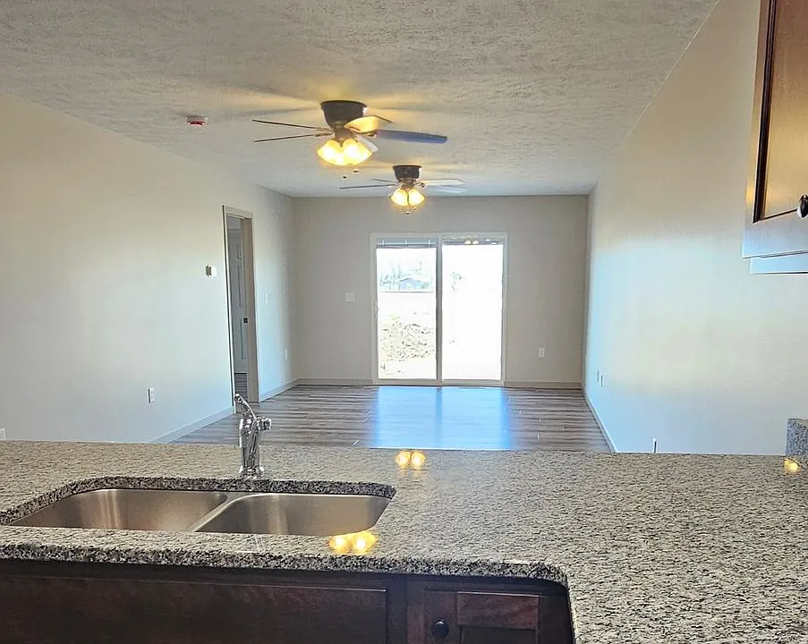 4146 Montana Ave #4148