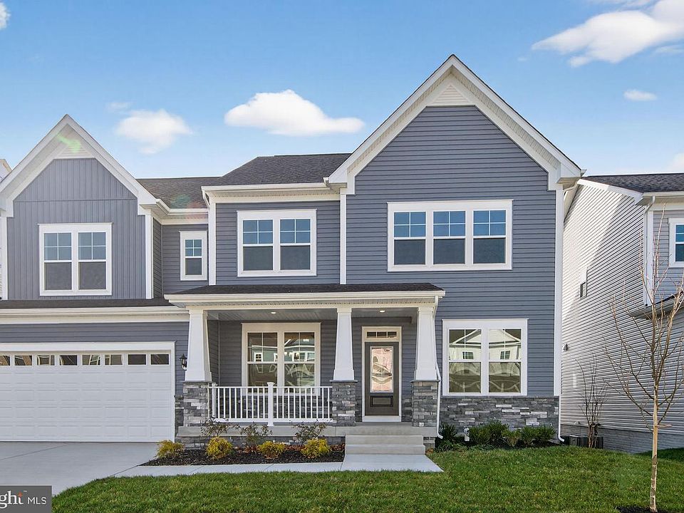 1st image of 403 Meadow Creek Dr