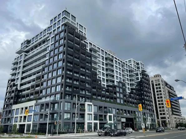 1100 Sheppard Ave W #1033, Toronto, ON M3K 0E4