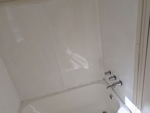 4th image of 803 Candlewood Dr