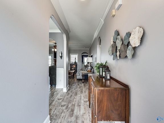 5th image of 123 Meadowridge Dr
