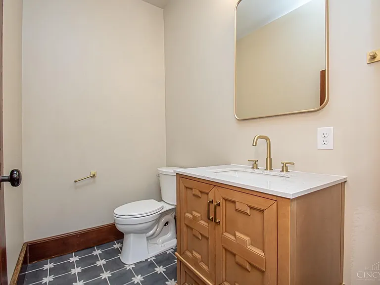 117 Montgomery Ave — Photo 26