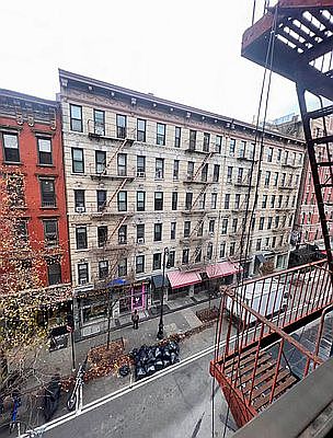 4th image of 72 Orchard St #11