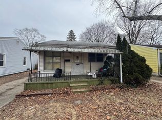 20760 Atlantic Ave, Warren, MI 48091