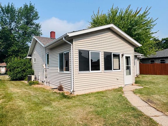 3rd image of 508 Kneale Ave S