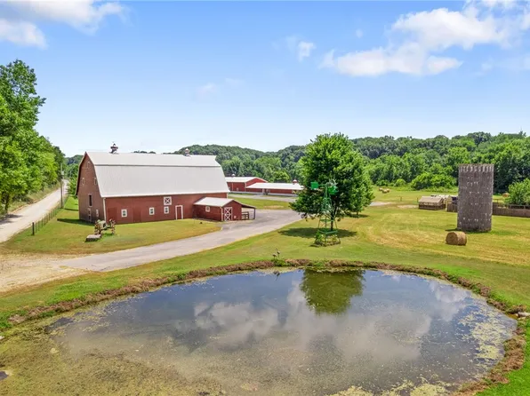 13482 Sugar Creek Rd, Rogers, AR 72756