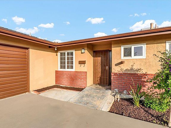 3rd image of 2275 N Kensington Way