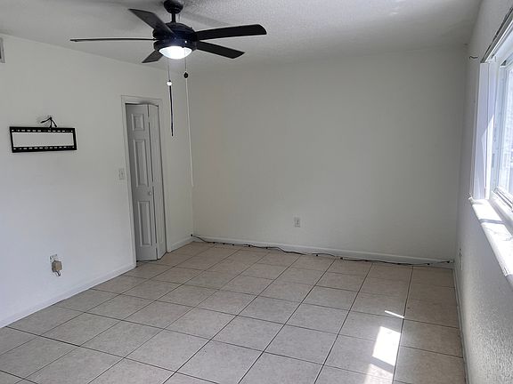 3rd image of 17067 NW 56th Ct