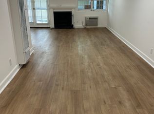 4712 Whitsett Ave #13, Studio City, CA 91604