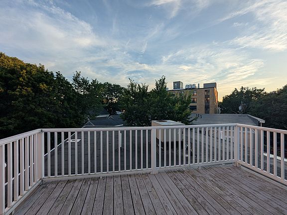 5th image of 340 Franklin St APT 2