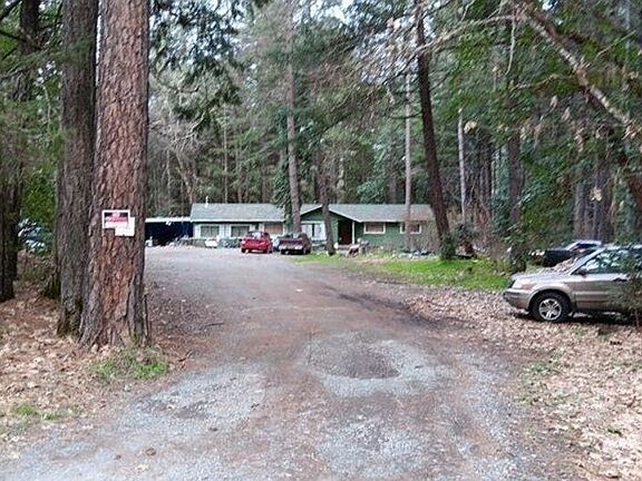3rd image of 704 Ewe Creek Rd