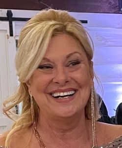 Lori Pezak