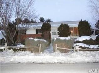 2315 Summer Mountain Rd, Palmerton, PA 18071