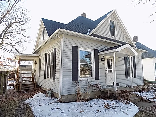 105 Court St photo 1