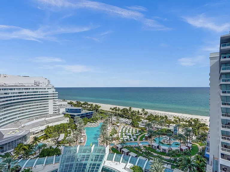 16 Collins Ave #ID1540531P — Photo 9