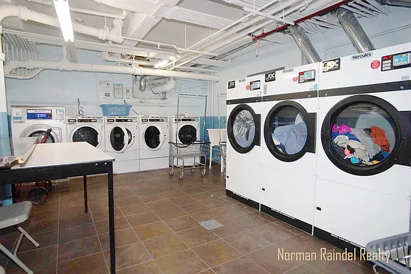 Rented by Norman Raindel, LREB | media 17