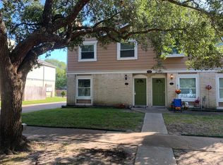 726 Memorial Mews St #2, Houston, TX 77079