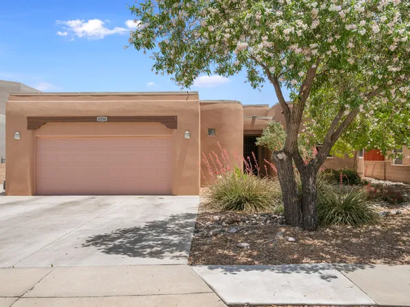 6236 Whiteman Dr NW, Albuquerque, NM 87120