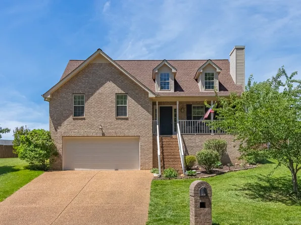 1019 Willow Creek Dr, Goodlettsville, TN 37072