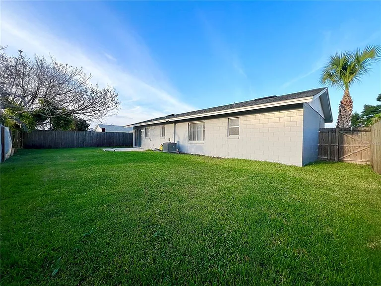 11340 Cardiff Dr — Photo 58