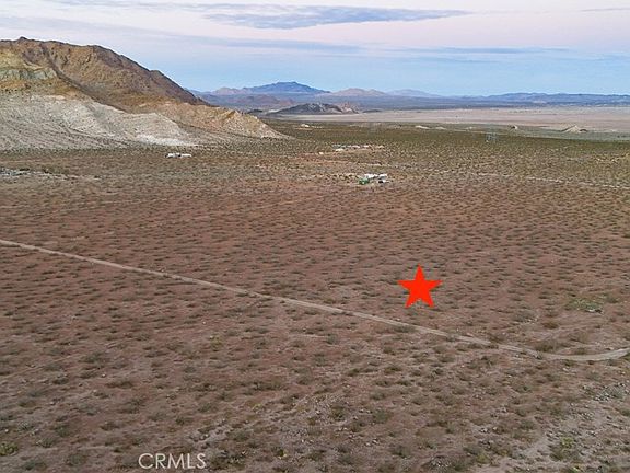 4th image of 701 Venada Rd