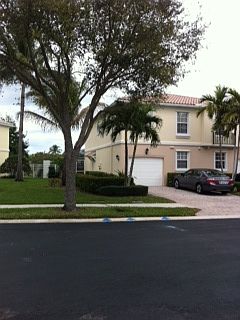 End unit, lakefront, pool!