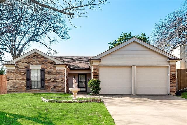 1st image of 2209 Harrington Ct