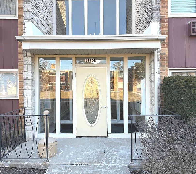 1st image of 1320 Lore Ln #209B