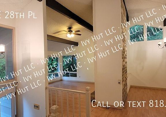 4th image of 17002 NE 28th Pl