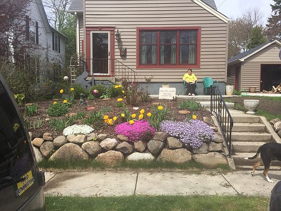2nd image of W59N391 Hilbert Ave