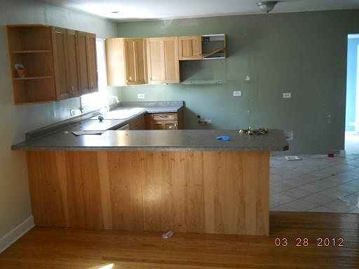 3rd image of 506 Prairie Ave