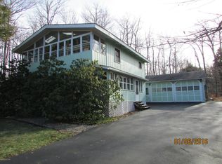 209 Adams Pl, Tobyhanna, PA 18466