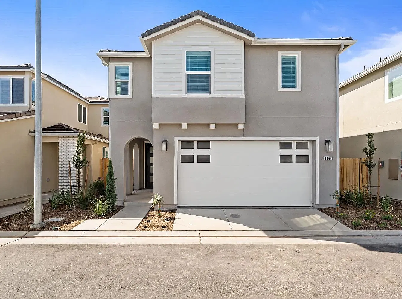 3 bed, 1651 sqft, $2,550 — Photo 1