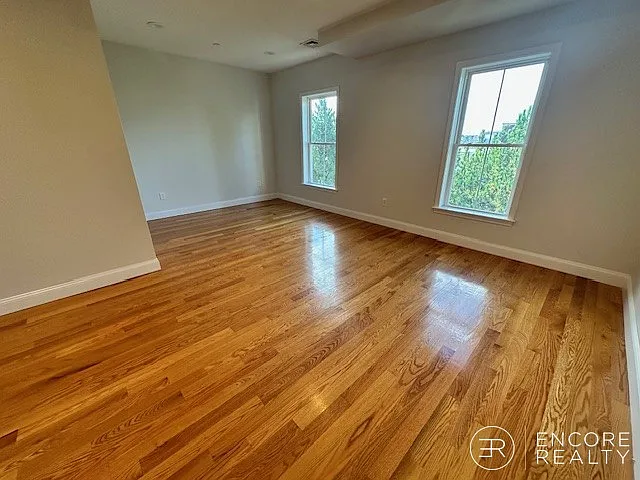 12 Dana Ave #6 — Photo 9