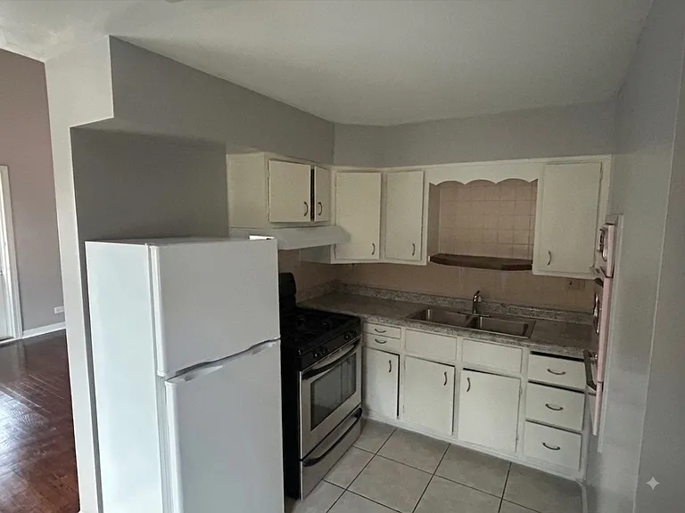3030 Houston St #B — Photo 4