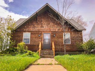 205 7th Ave W, Lemmon, SD 57638