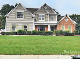 11106 Knight Castle Dr, Charlotte, NC 28277