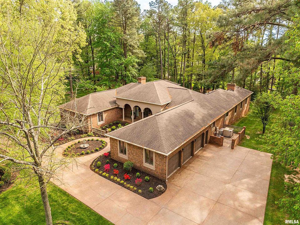 1st image of 625 Whitney Dr