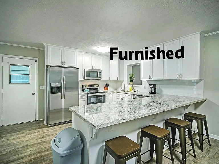 134 Meadowdale Dr — Photo 1