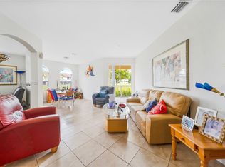 10242 NW 7th St UNIT 102, Miami, FL 33172