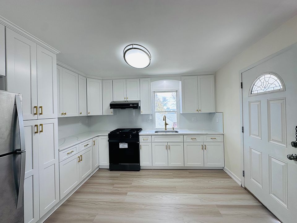 1st image of 256-10 60th Ave #2