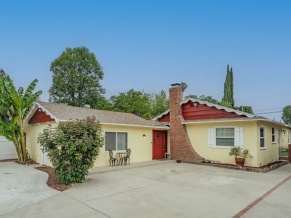 2nd image of 22637 Mariano St