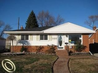 24814 Powers Ave, Dearborn Heights, MI 48125