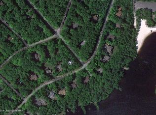 Oakland Pl, Pocono Pines, PA