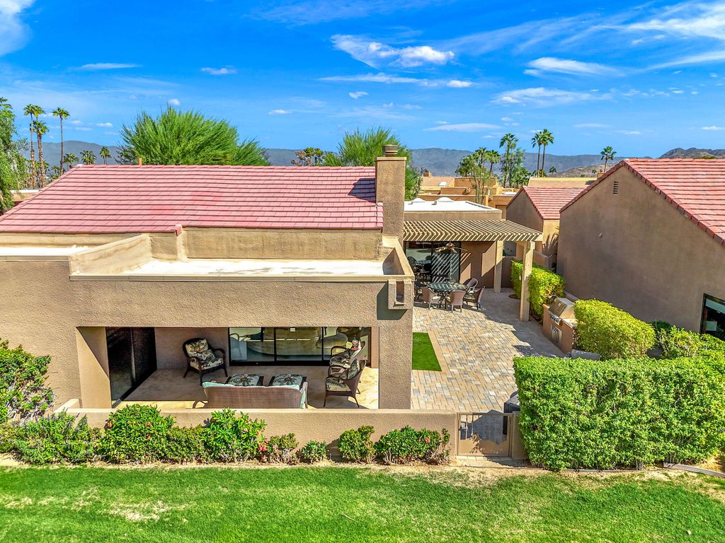 47801 Quercus Lane 2