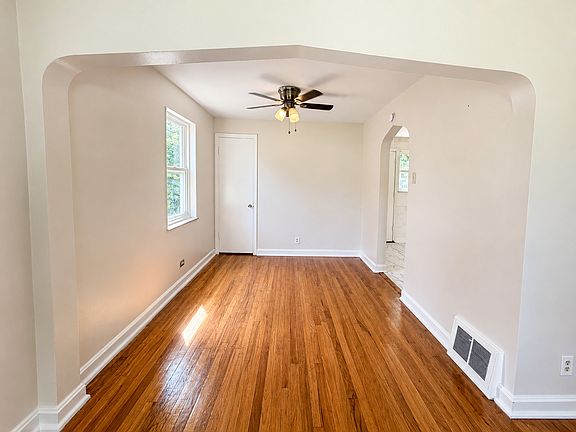 5th image of 5721 Acme Ave
