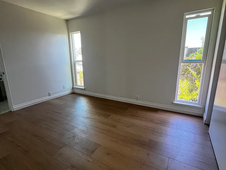 9842 Bluereef Dr — Photo 10
