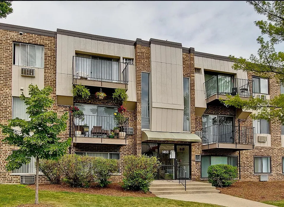 1453 N Winslowe Dr #204