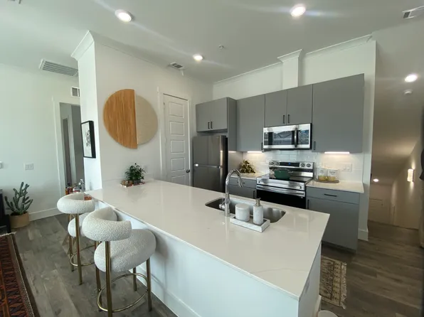 (undisclosed Address), Buda, TX 78610