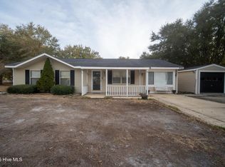 139 Pine Ct, Hubert, NC 28539